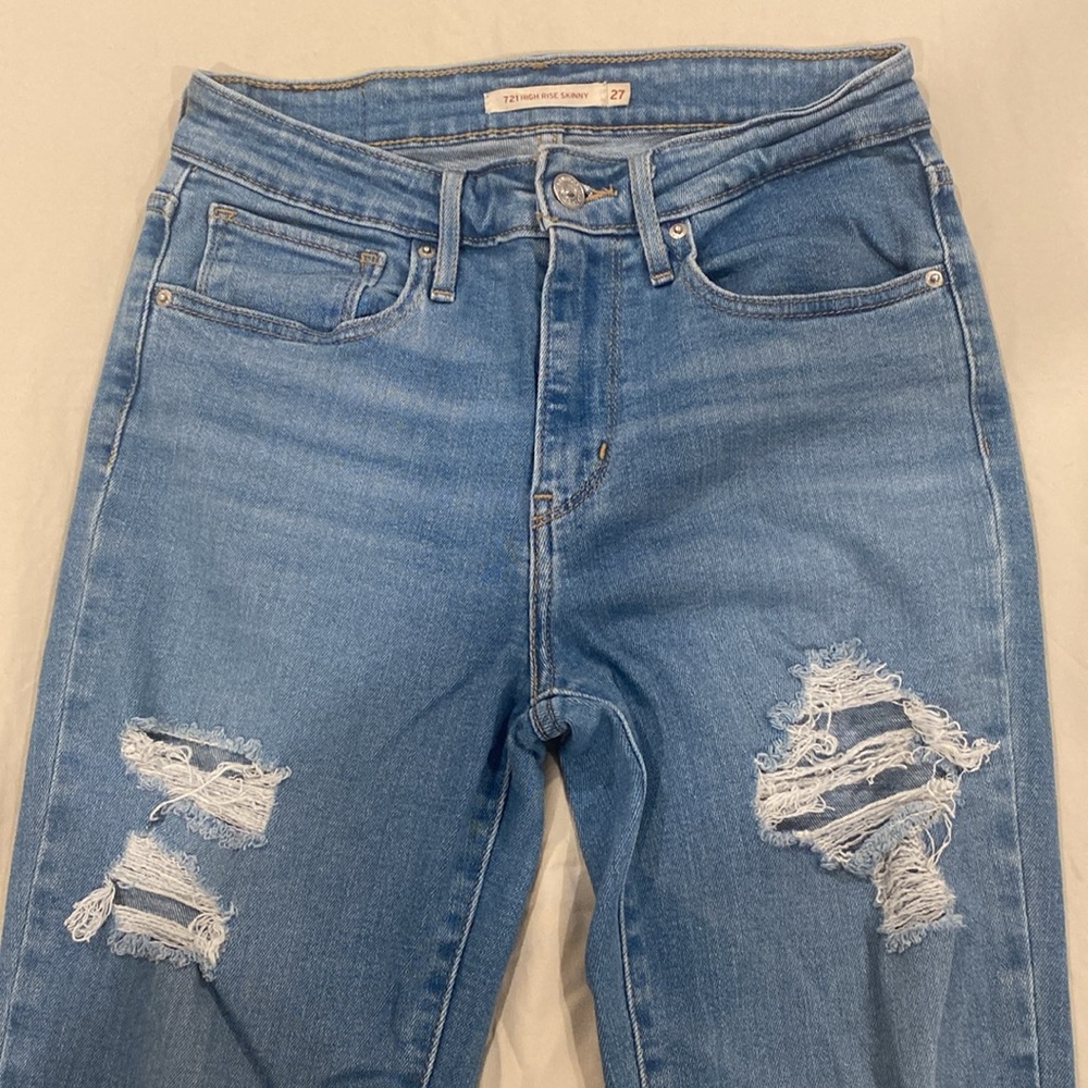 VINTAGE LEVIS 🌹 - Picture 2 of 4